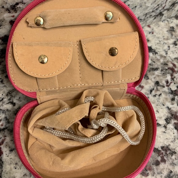 Monogrammed “C” leather travel jewelry case - Picture 2 of 3